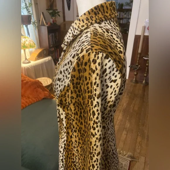 Leopard Print Trench Coat - Picture 6 of 10